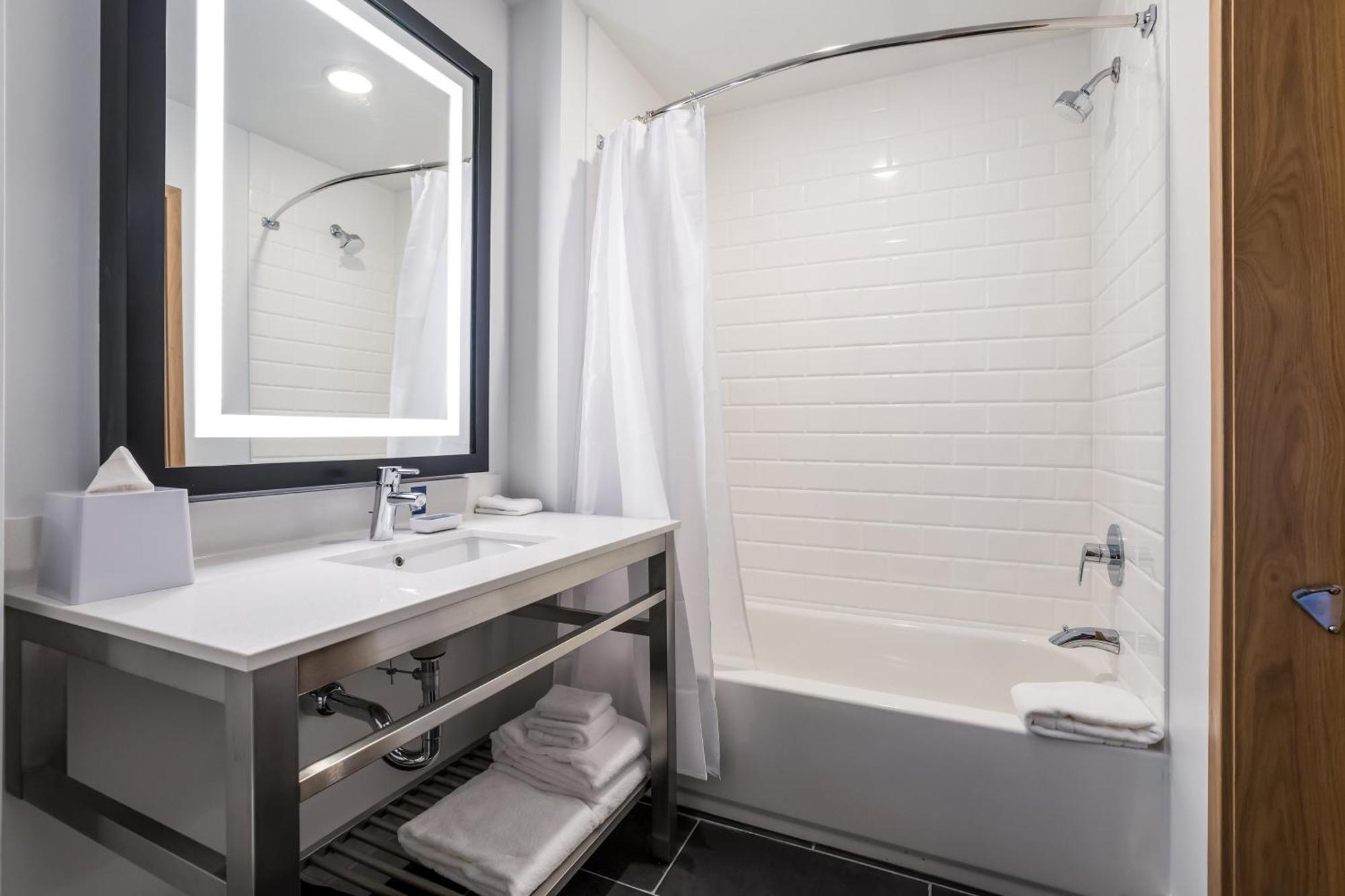 Four Points By Sheraton Elkhart Esterno foto
